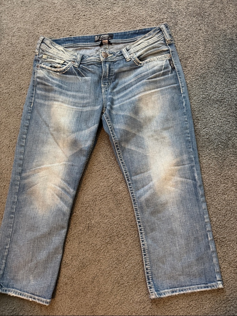 Silver Jeans Light Blue Distressed Capris